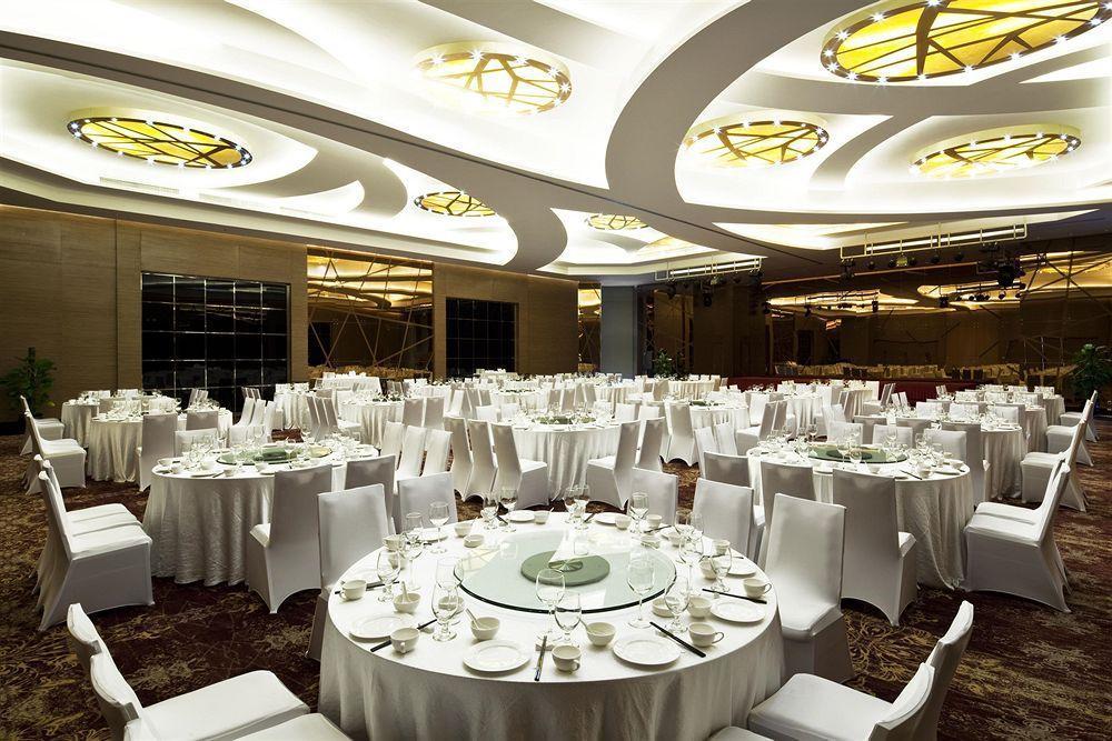 Four Points By Sheraton Qingdao, West Coast Exterior foto